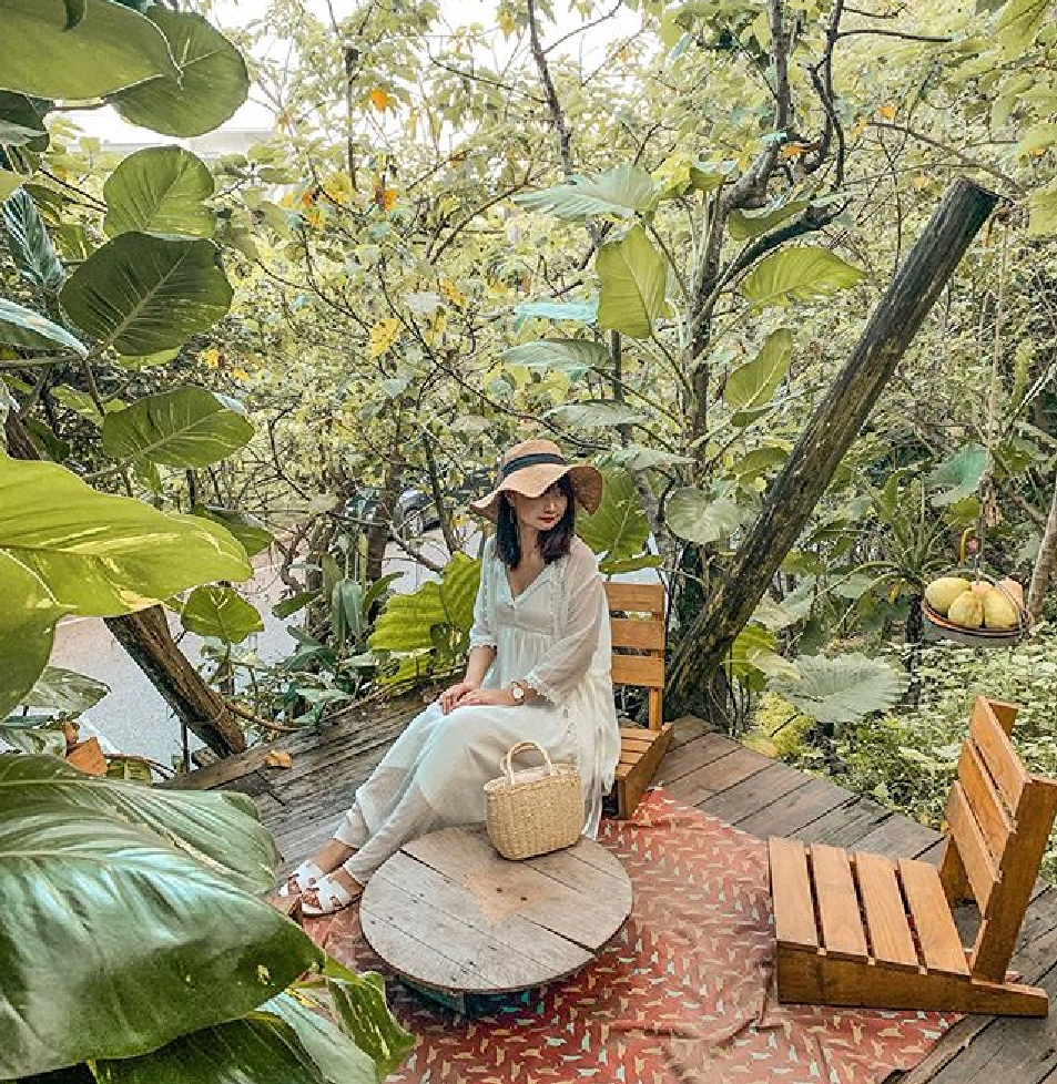 山度空間:在山度空間裡可以看到美麗的風景,而且平日入園不需要門票,可以自由參觀。園區還有最吸引人的透明泡泡球盪鞦韆,坐在上面可以看到美麗的海景, 但要注意鞦韆只能拍照用不能搖晃呦~園區還提供下午茶,享受下午茶搭配著風景超浪漫的!!
